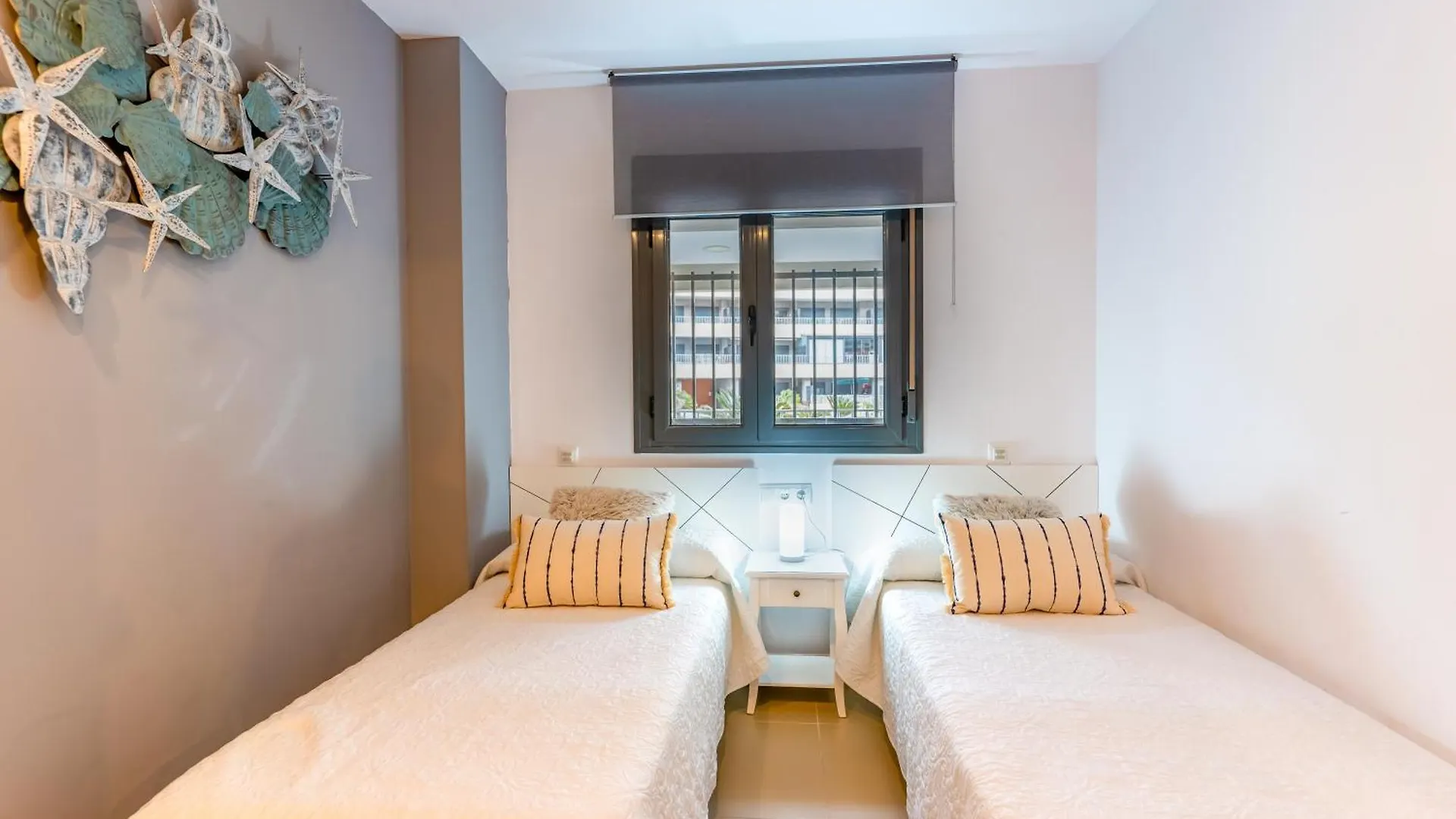 Apartamento Mirador Playa Serena III R&R Roquetas de Mar 0*,  Spain