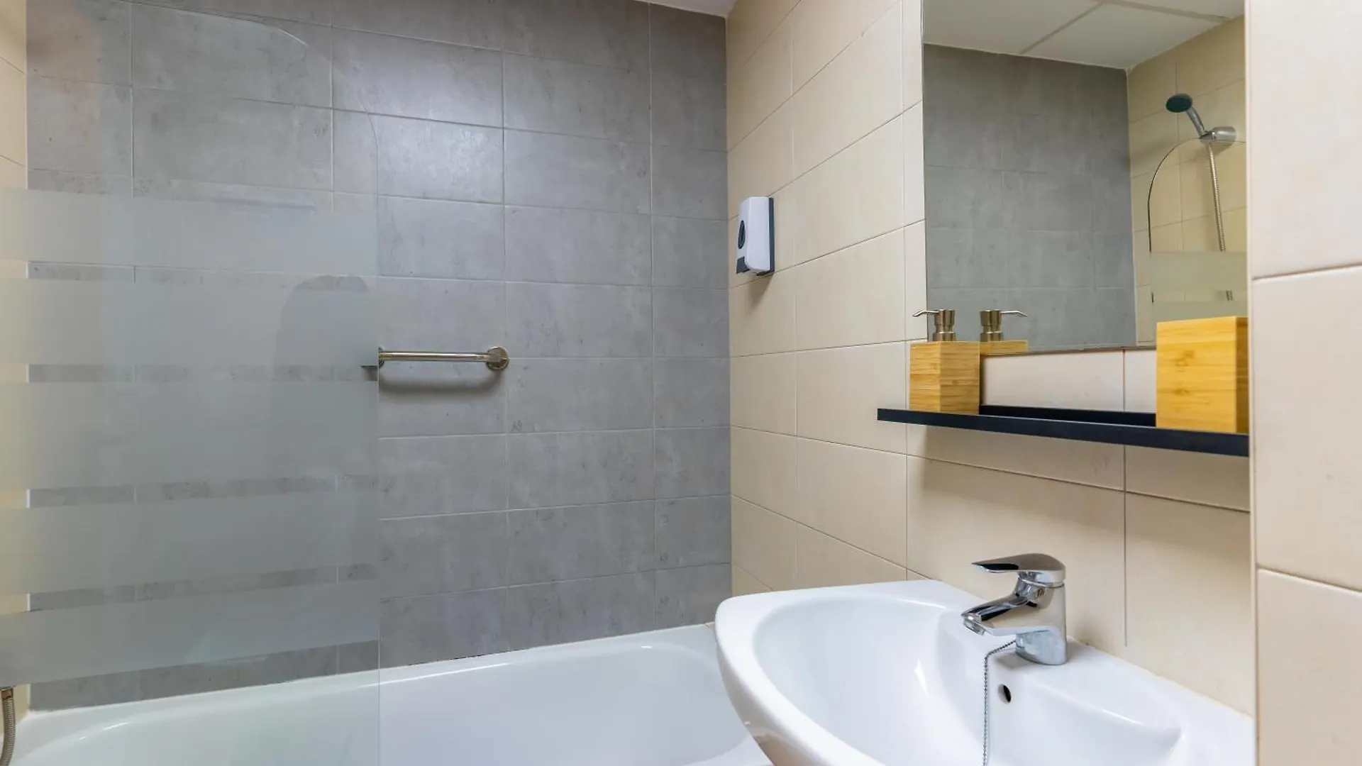 Apartamento Mirador Playa Serena III R&R Roquetas de Mar 0*,  Spain